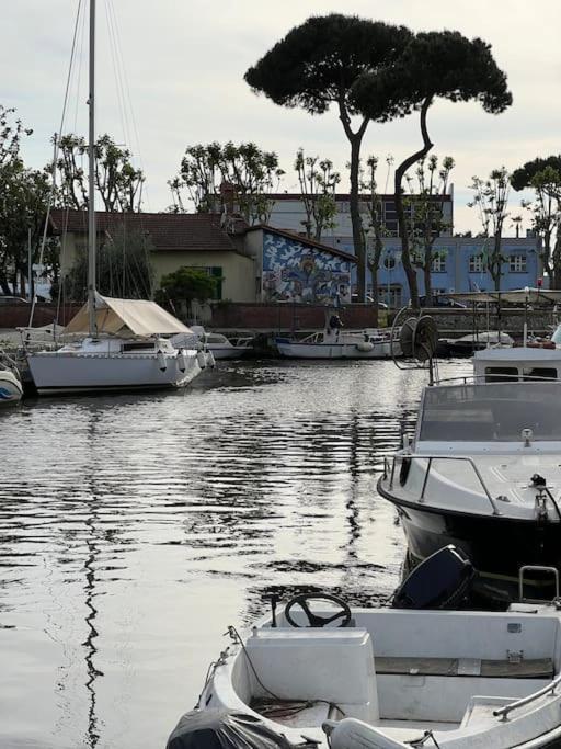 شقة Casa Al Mare Valentina فياريجيو المظهر الخارجي الصورة